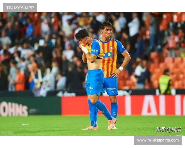 瓦伦西亚计划退租拉马扎尼，夏季转会操作被批失败